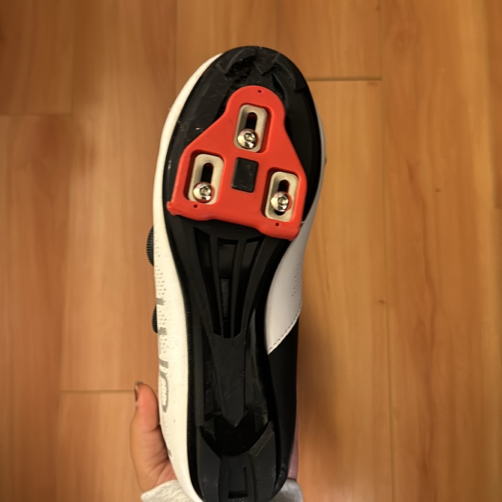Peloton shoes - Picture 3 of 3